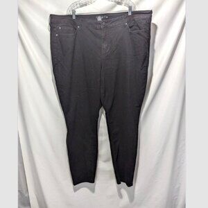 Torrid Black Curvy Stretch Hi-Rise Lighter Weight Skinny Jeans Plus 28 Tall